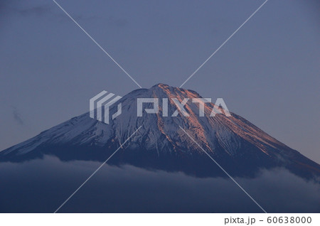 道の駅なるさわからの富士山夕景 60638000