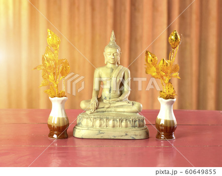 Placement of statues To worship With faith and believed by Buddhists. Buddhists believe will bring peace to themselves and society. Placement of statues To worship With faith and believed by Buddhists. Buddhists believe will bring peace to themselves and society. 60649855