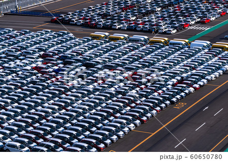 輸出される自動車・自動車産業 60650780