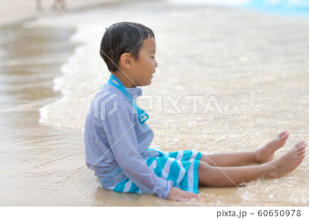 6 years old 6 years old 60650978