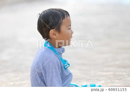 6 years old 6 years old 60651155