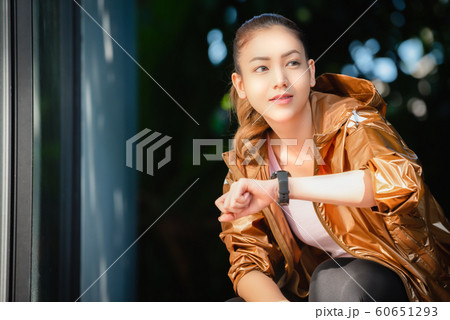 女性 ライフスタイル 腕時計 女性 ライフスタイル 腕時計 60651293