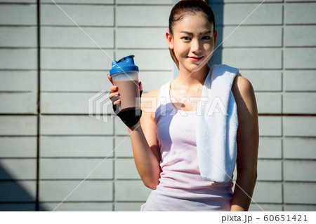 女性 運動 プロテイン 女性 運動 プロテイン 60651421