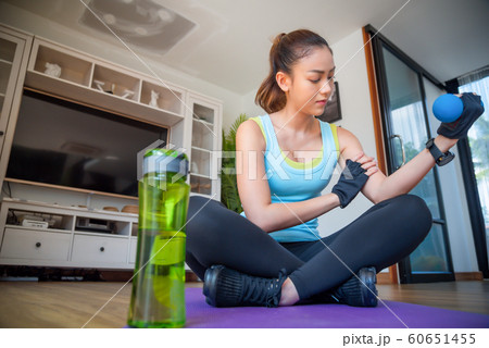 女性 フィットネス ダンベル 女性 フィットネス ダンベル 60651455