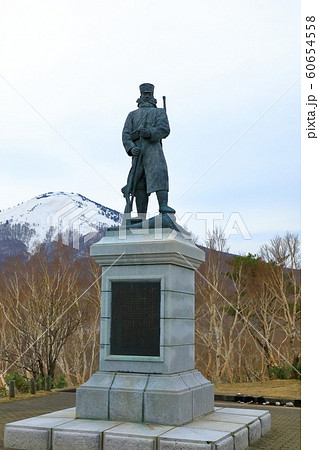 雪中行軍遭難記念像 60654558