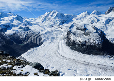 ゴルナー氷河 60665966
