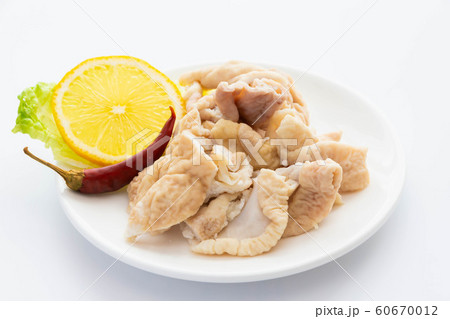 豚　ボイル白モツ 60670012