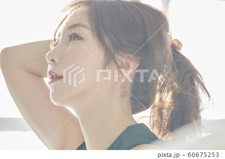 女性 女 女の子 60675253