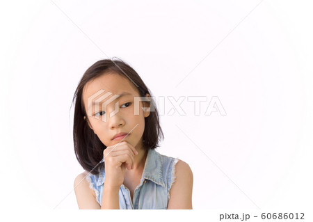Asian girl on white background,analytical thinking 60686012