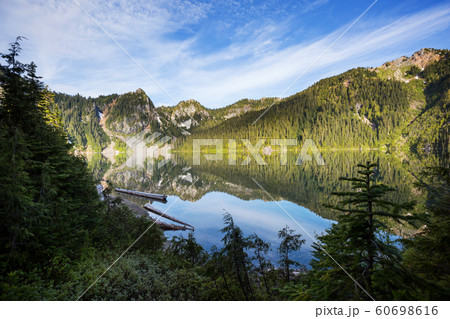 Mountains lake 60698616