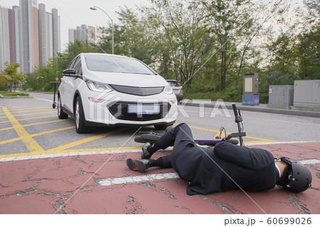 Smart mobility life concept, young man using an electric car, electric vehicle 241 60699026