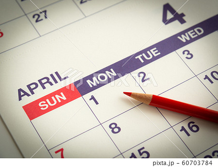 4月1日　年度初め　新年度　エープリルフール　4月1日現在　カレンダー　早生まれ 60703784