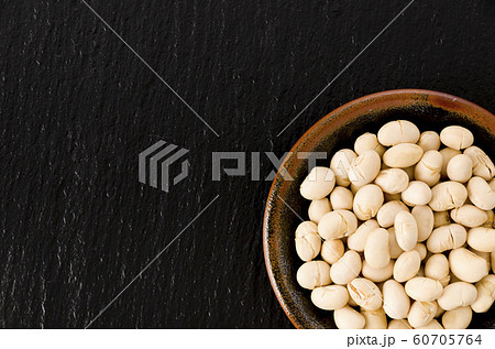 炒り大豆,煎り大豆,焼大豆(豆菓子) 炒り大豆,煎り大豆,焼大豆(豆菓子) 60705764