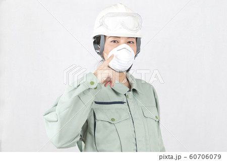 防塵マスク　エンジニア　建設業　安全　作業員 60706079