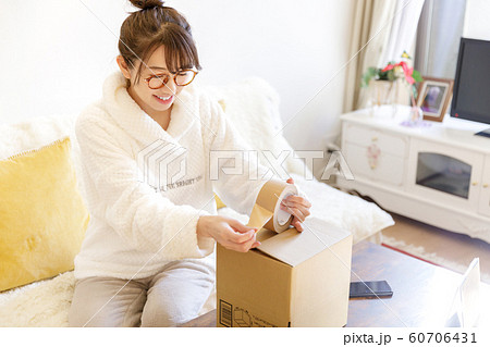 梱包 60706431