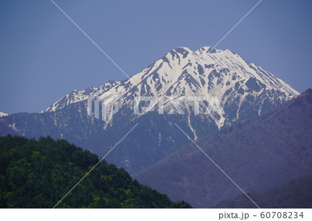 常念岳（あずみ野風景） 60708234