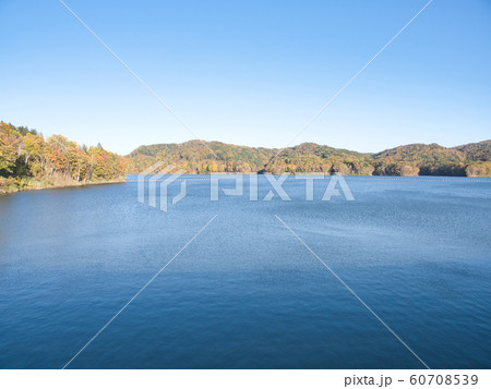 秋の当別ふくろう湖 60708539