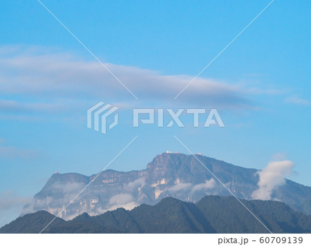 世界遺産 峨眉山 中国四川省 中国三大霊山 仏教聖地 世界遺産 峨眉山 中国四川省 中国三大霊山 仏教聖地 60709139