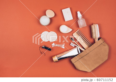 Zero waste cosmetics 60711152