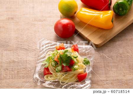 パスタ　冷製　イメージ 60718514