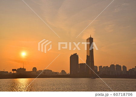 都市 都会 漢江鉄橋 60718706