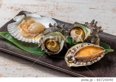 新鮮な貝もりあわせ　seafood (Scallop, Abalone, turbanshell) 60720040