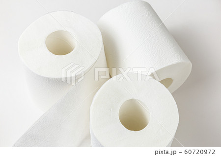 トイレットペーパー。環境衛生関連背景素材。 60720972