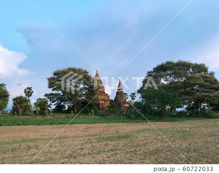 Landscape view local nature and ancient pagoda in Bagan, Myanmar, famous of traveler and destination of asia Landscape view local nature and ancient pagoda in Bagan, Myanmar, famous of traveler and destination of asia 60722033