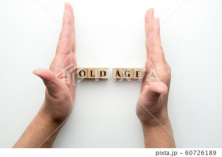 イメージ　老後  オールドエイジ 60726189