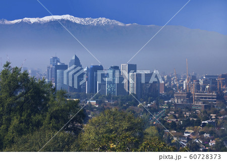 Urban air pollution over the city of Santiago - Chile 60728373