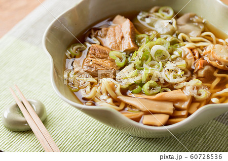 おうちラーメン 60728536