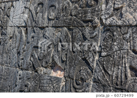 マヤ遺跡　チチェン・イツァ　 60729499