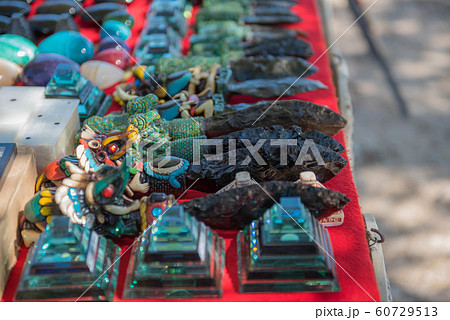 マヤ遺跡　チチェン・イツァ　 60729513