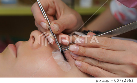 Eyelash Extension Procedure 60732963