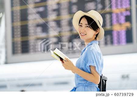 空港 旅行 一人旅 ガイドブック 海外旅行 留学 空港 旅行 一人旅 ガイドブック 海外旅行 留学 60739729