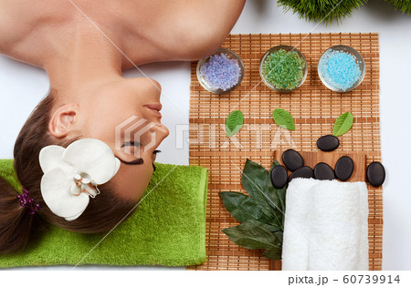 Face massage. people, beauty, spa, healthy Face massage. people, beauty, spa, healthy 60739914