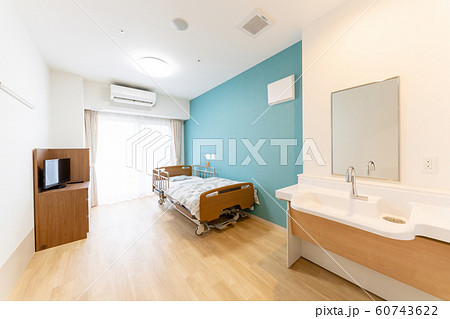 介護施設 老人ホーム 医療 福祉 介護イメージ 60743622