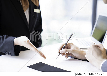 ホテル　フロント 60744277