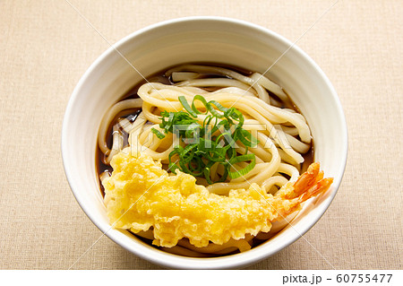 えび天ぶっかけうどん。 えび天ぶっかけうどん。 60755477