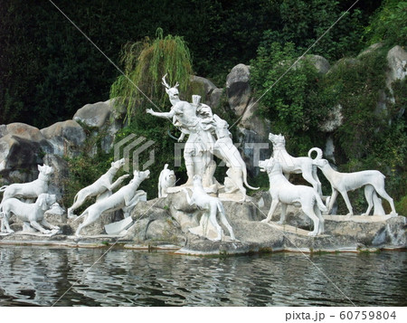 カゼルタ18世紀の王宮と公園　18th-Century Royal Palace at Casert 60759804
