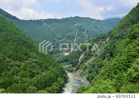 静岡県 県道388号線と大井川の風景 静岡県 県道388号線と大井川の風景 60763513
