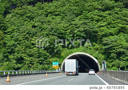 新東名高速の風景 60765895