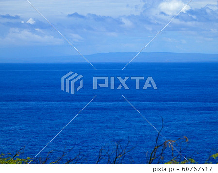 ハワイの風景（マカプウトレイル） 60767517