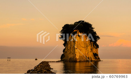 見附島 (夕景) 見附島 (夕景) 60769963