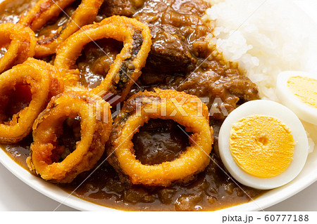 イカリングカレー(イカフライ(イカリング)トッピングビーフカレーライス)。 60777188