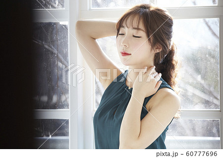 女性 女 女の子 60777696