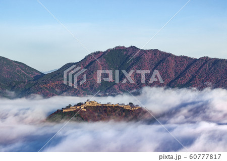 晩秋の竹田城跡 晩秋の竹田城跡 60777817