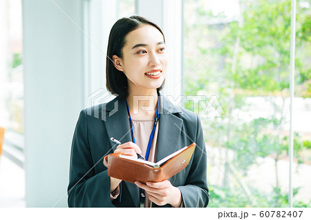 ビジネスウーマン 撮影協力「近畿大学」 ビジネスウーマン 撮影協力「近畿大学」 60782407