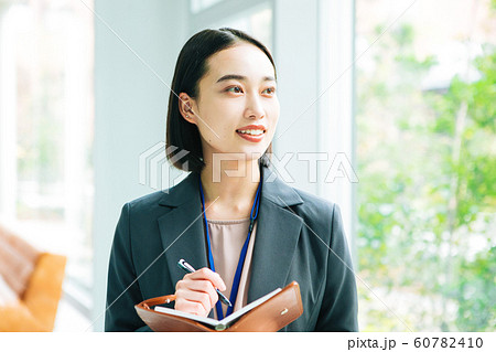 ビジネスウーマン 撮影協力「近畿大学」 ビジネスウーマン 撮影協力「近畿大学」 60782410