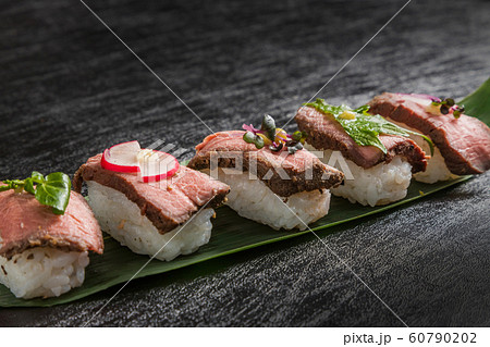 高級ローストビーフ　Roast beef of highest quality Japanese  60790202